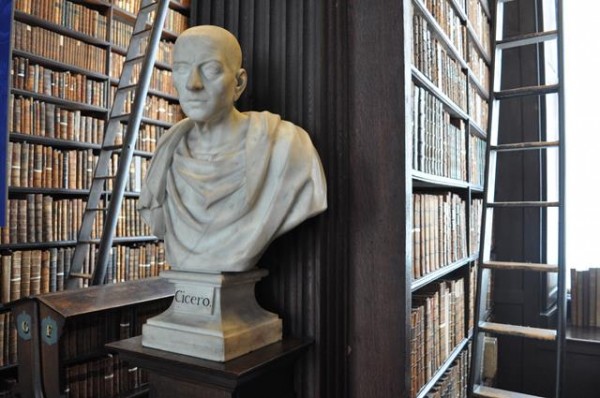 El busto de Cicero en la Long Room